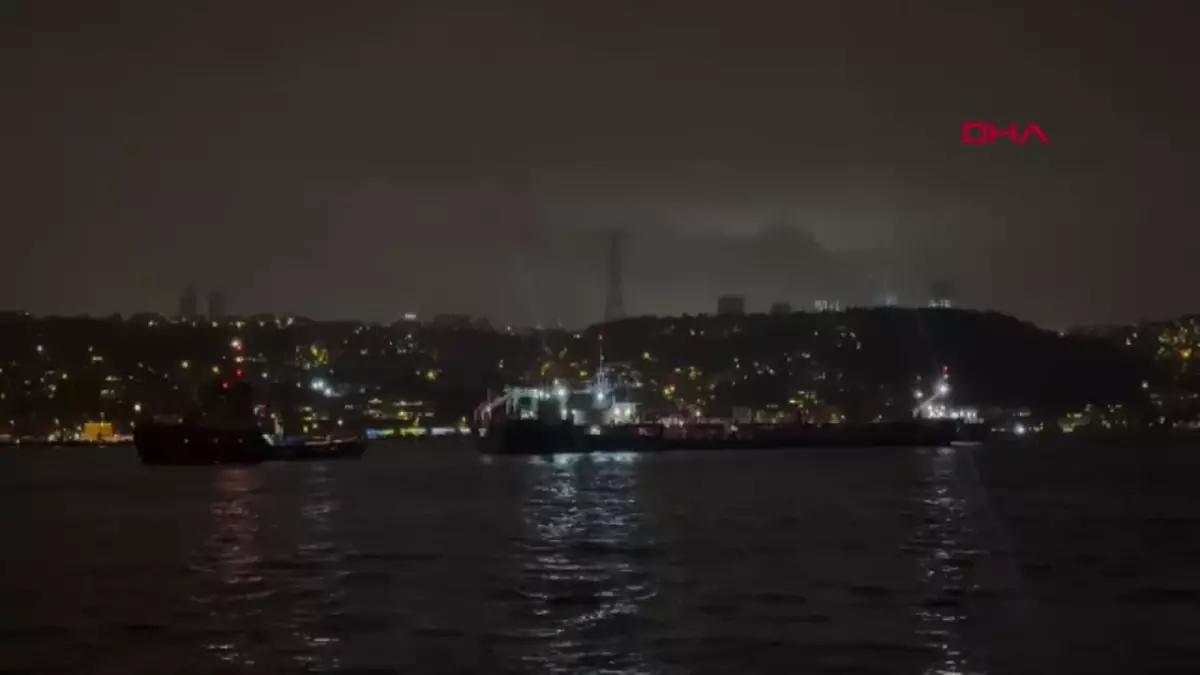 İstanbul Boğazı, Tanker Arızası Nedeniyle Çift Yönlü Kapandı